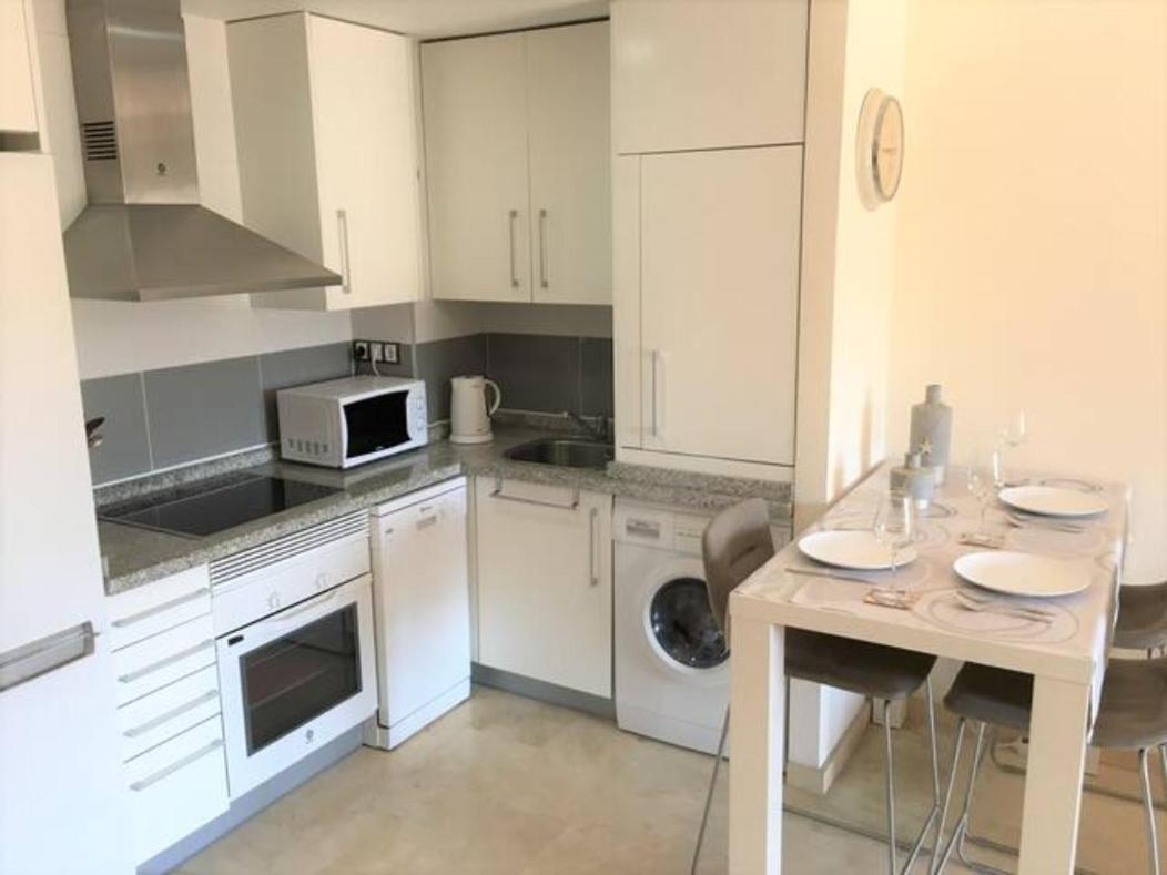 Modern 1 Bedroom Apartment, In La Cala De Mijas Exterior foto